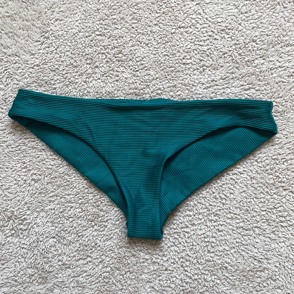 RVCA SOLID CHEEKY BIKINI BOTTOM